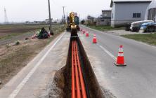 Live power lines buried project